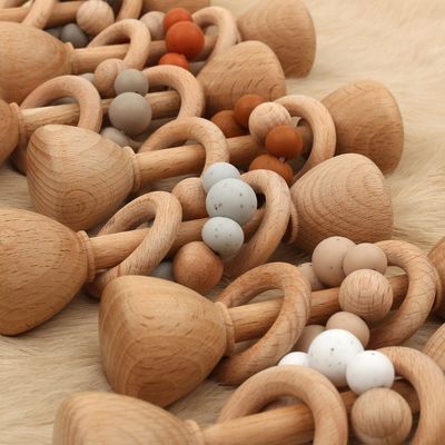 토끼 5.12in 너도밤나무 재목 깨물고 노는 장난감 자연적 나무로 된 토끼 깨물고 노는 장난감