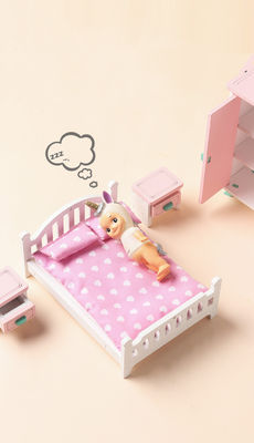 어떤 거친 부분 없이 작은 몬테소리 나무로 된 소녀 침실 완구