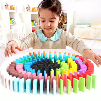 교육적인 어린이들을 위한 나무로 된 무지개 도미노 구성 요소 120Pcs